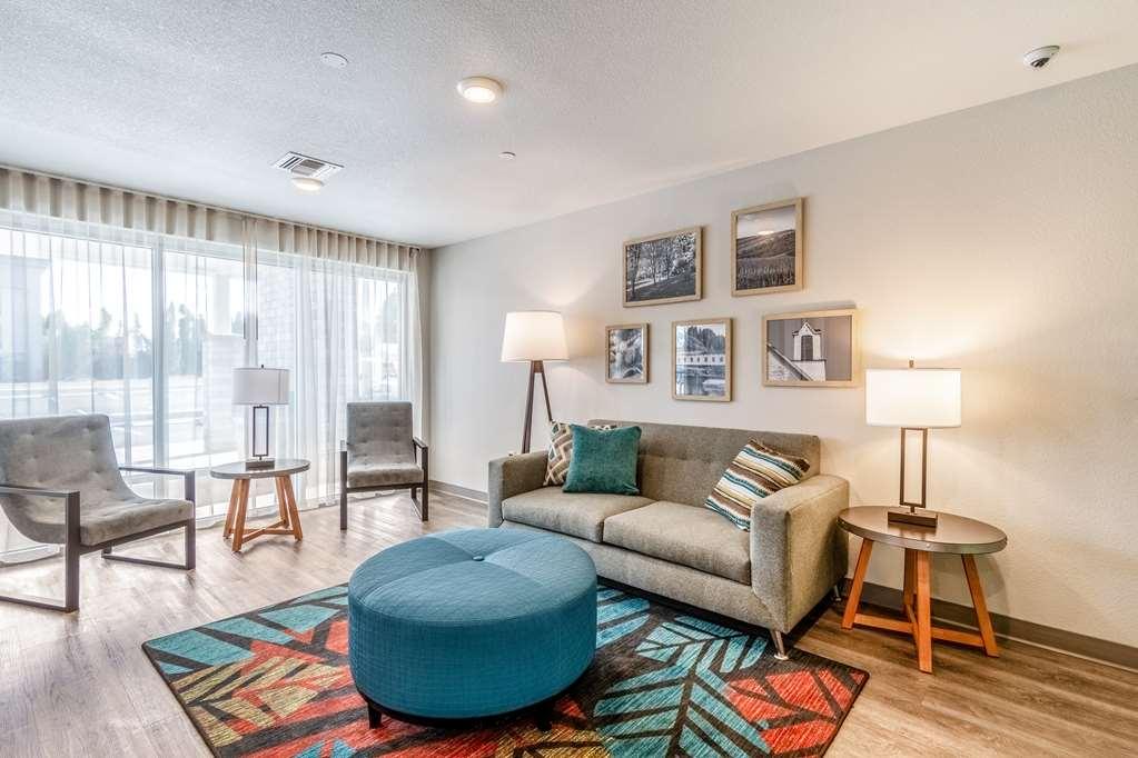 Extended Stay America Suites - Portland - East Fairview Beltér fotó
