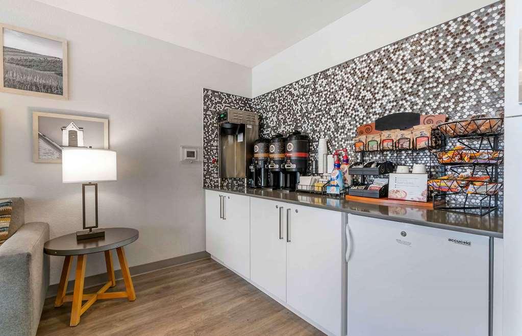 Extended Stay America Suites - Portland - East Fairview Étterem fotó